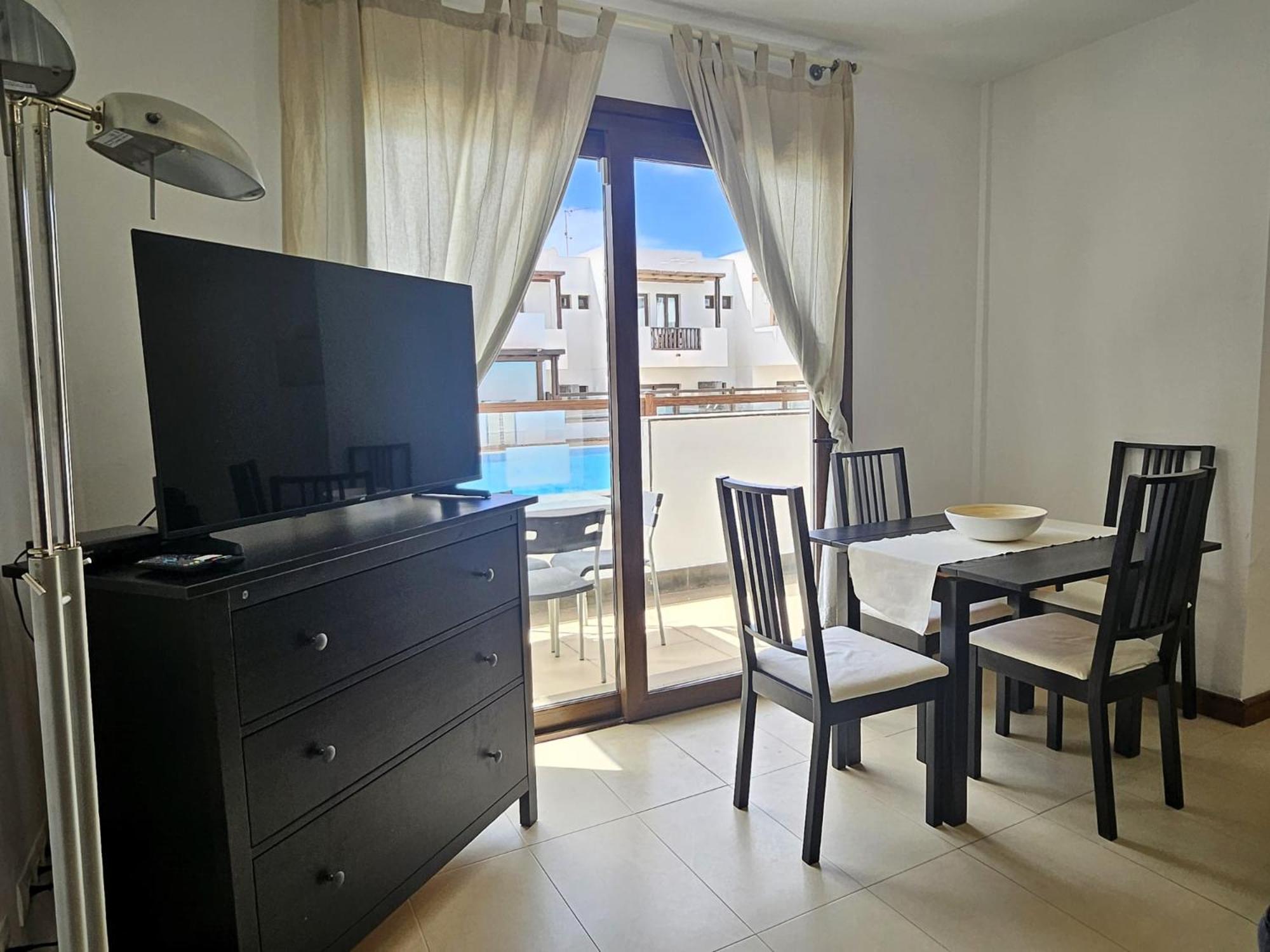 Duplex Noray Vista A La Piscina Apartment ปูแอร์โตกาเลโร ภายนอก รูปภาพ