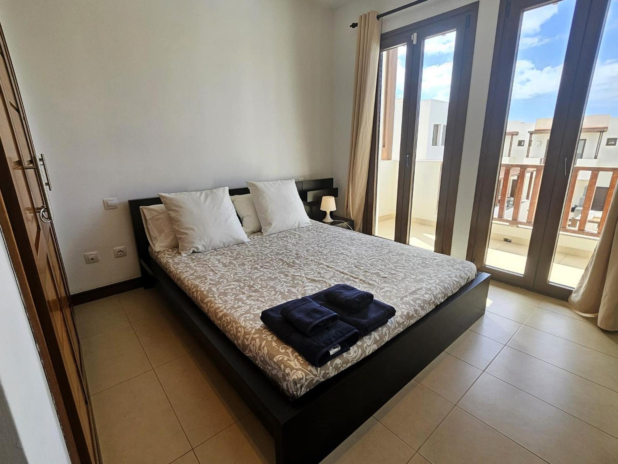 Duplex Noray Vista A La Piscina Apartment ปูแอร์โตกาเลโร ภายนอก รูปภาพ