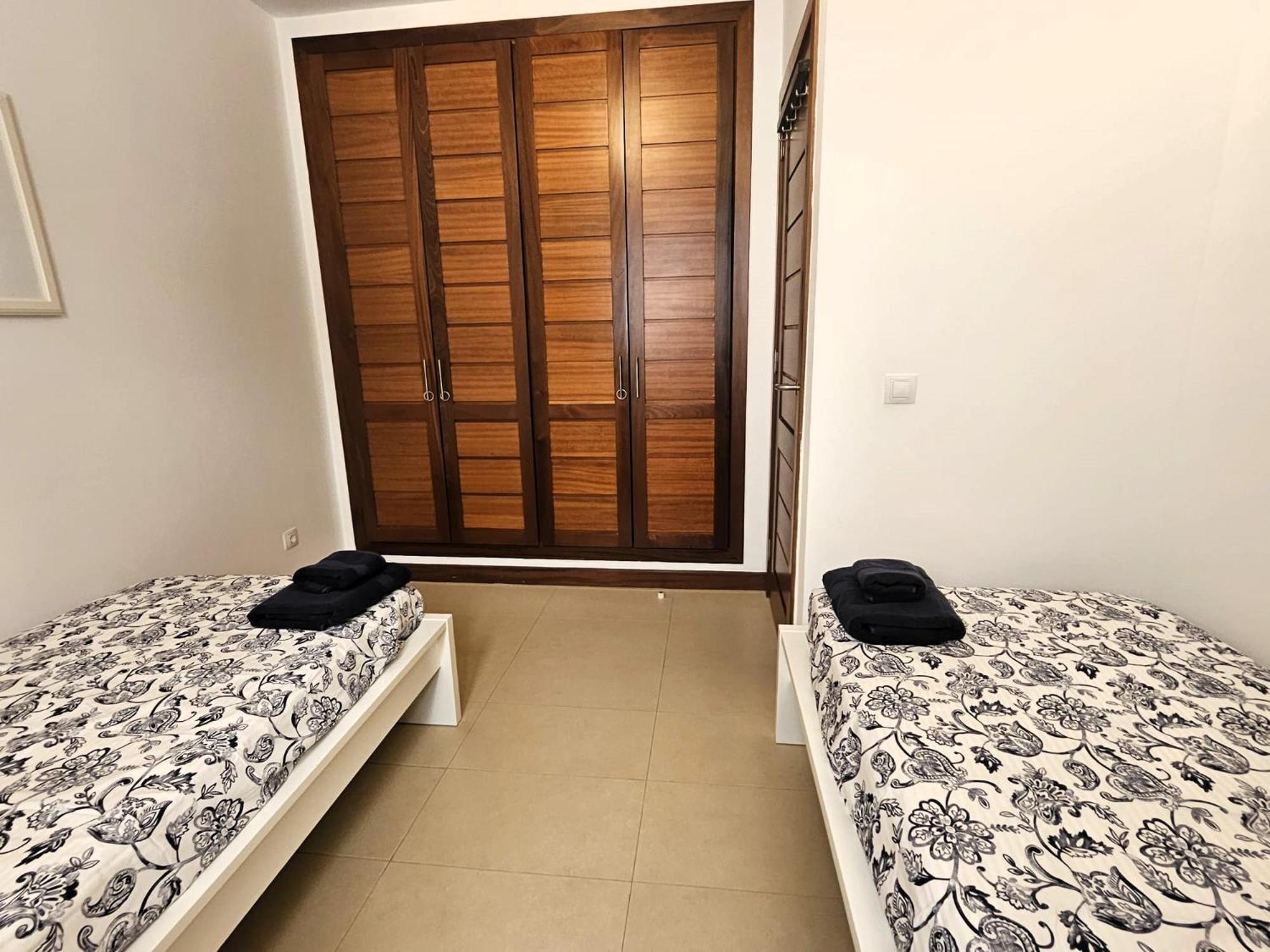 Duplex Noray Vista A La Piscina Apartment ปูแอร์โตกาเลโร ภายนอก รูปภาพ
