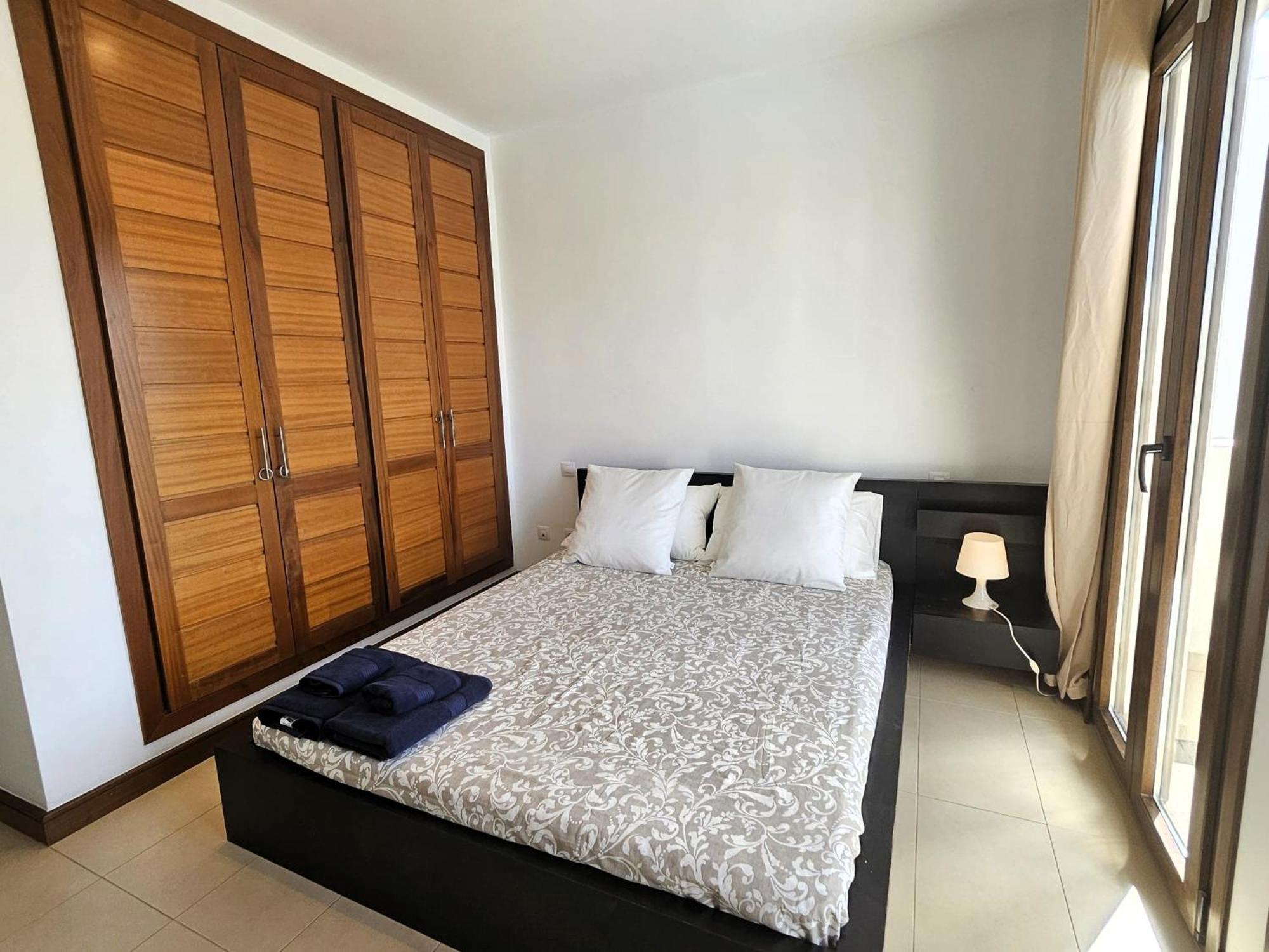 Duplex Noray Vista A La Piscina Apartment ปูแอร์โตกาเลโร ภายนอก รูปภาพ