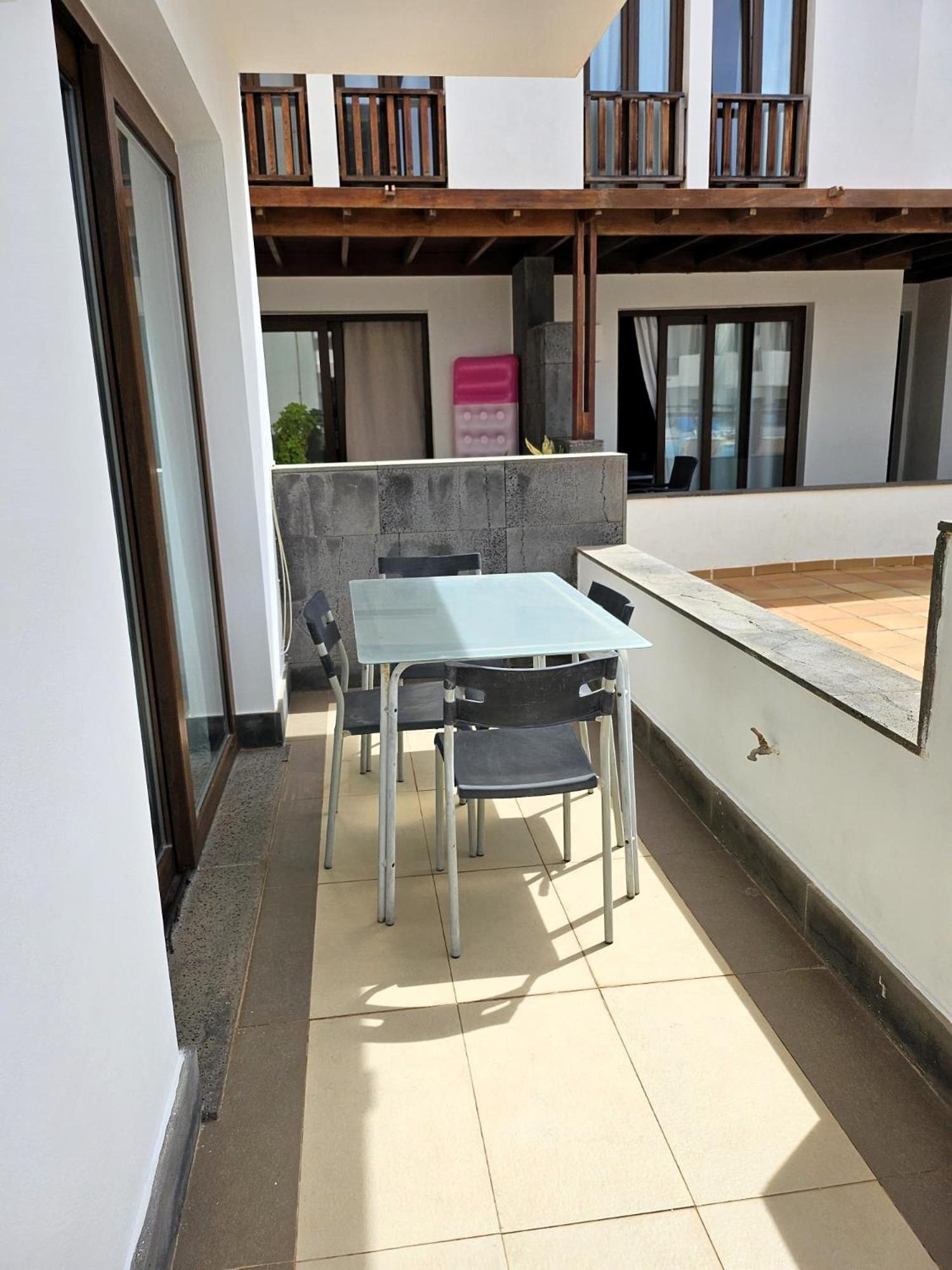 Duplex Noray Vista A La Piscina Apartment ปูแอร์โตกาเลโร ภายนอก รูปภาพ